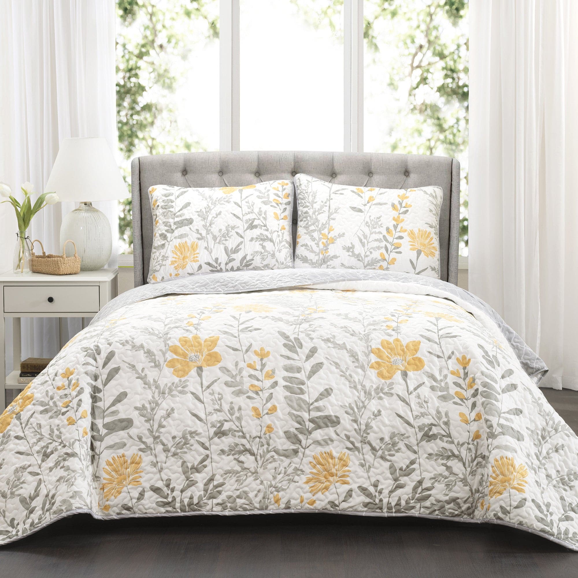 Aprile 3 Piece Quilt Set - Full/Queen / Yellow