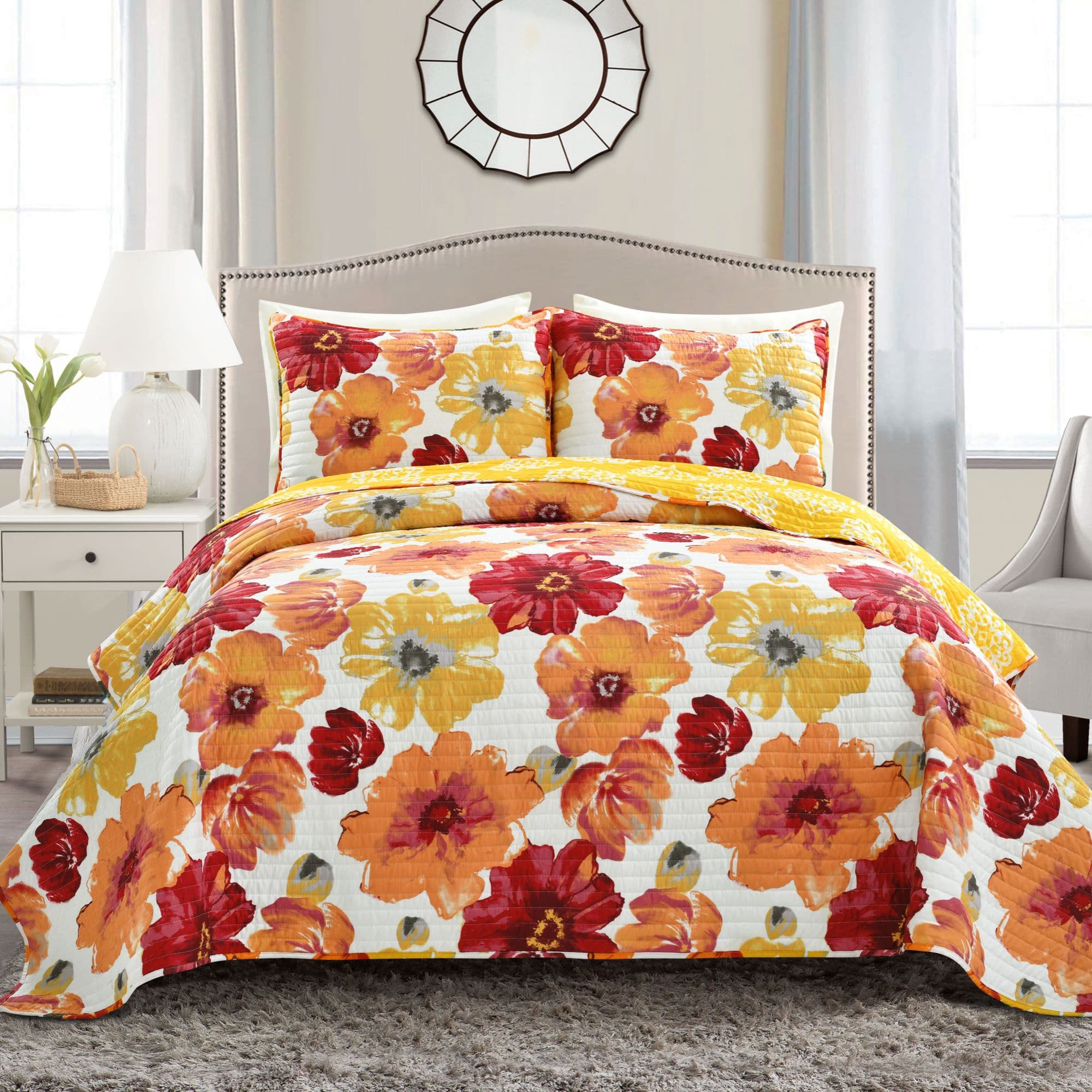 Leah Floral Reversible Quilt 3 Piece Set | Lush Decor | www