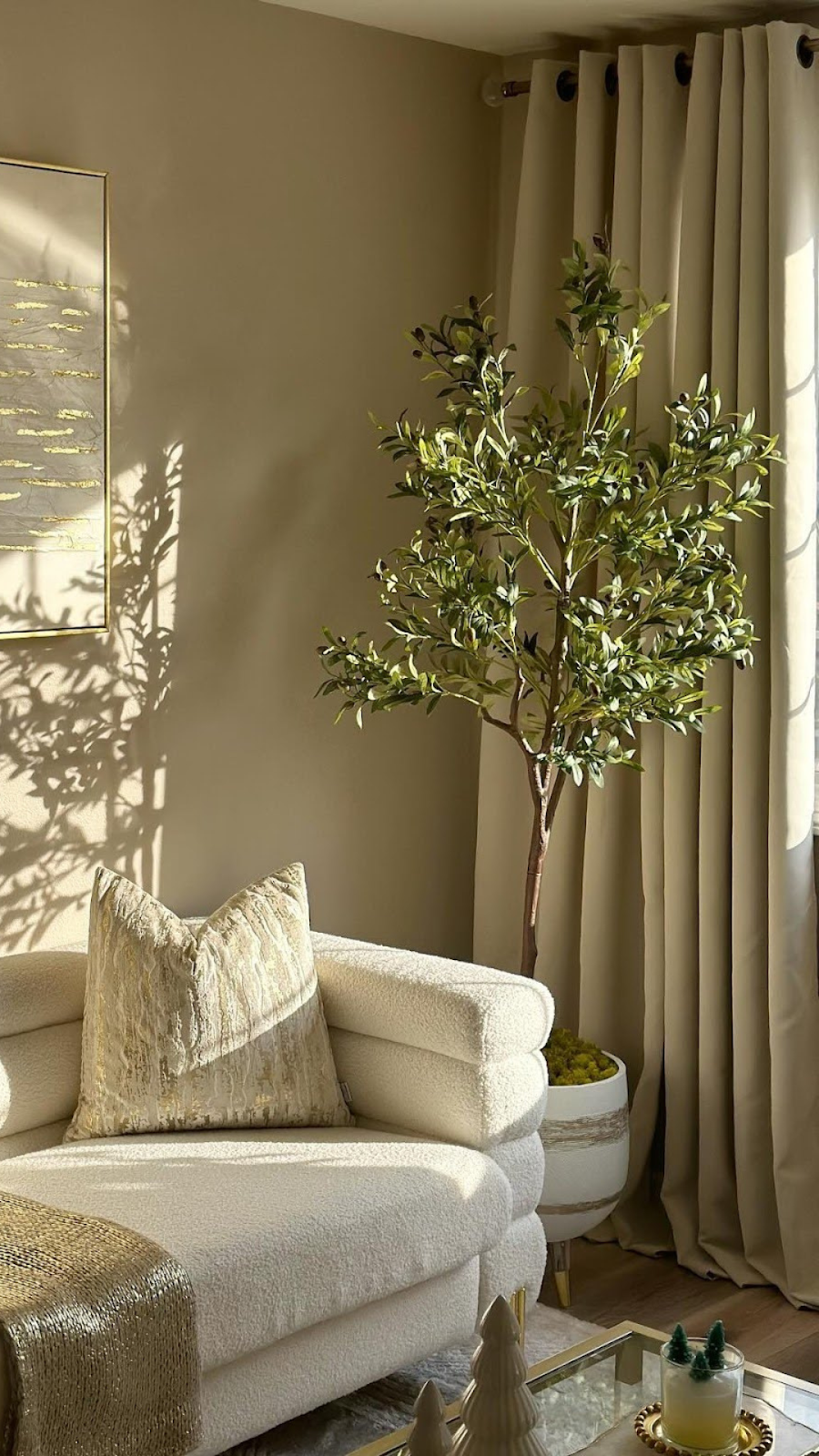 How To Pick Living Room Curtains For Your Space