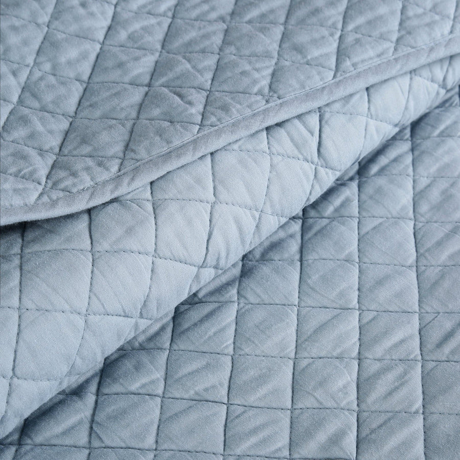Ava Diamond Oversized Cotton Quilt Set | Lush Decor | www.LushDecor.com