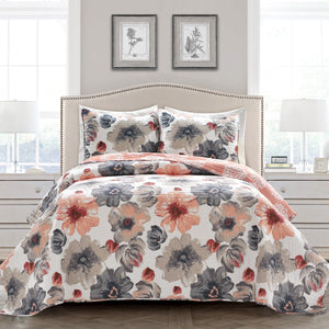 Leah Floral Reversible Quilt 3 Piece Set | Lush Decor | www